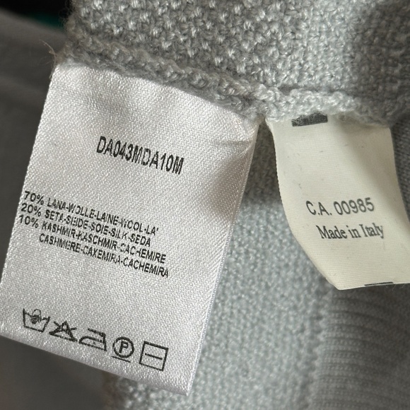 GIORGIO ARMANI vintage gray knit tank top - Picture 8 of 9